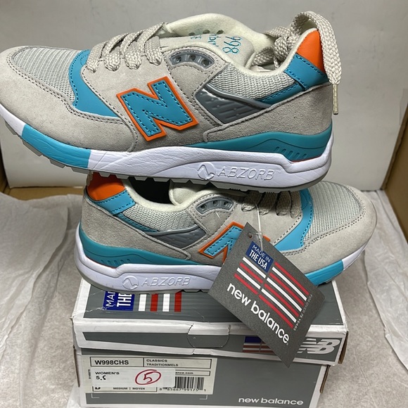 BNIB New Balance 998 Woman's Gray/Green size 5.5 (5) - Picture 2 of 6